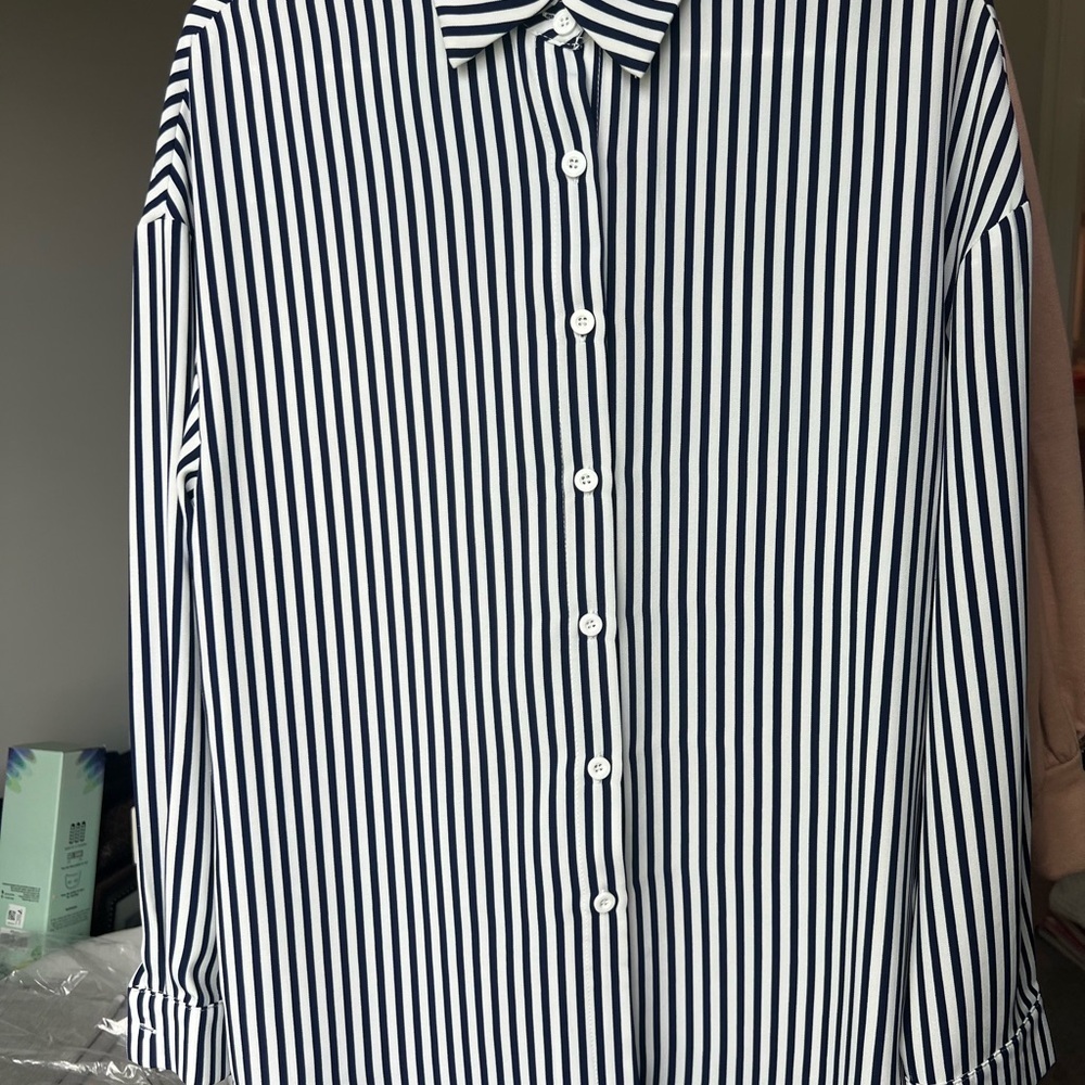 HYFVE Black & White Striped Button Down Shirt S